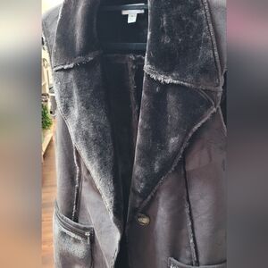 Susan Graver Women's dark chocolate brown Faux Fur Vest sz Medium